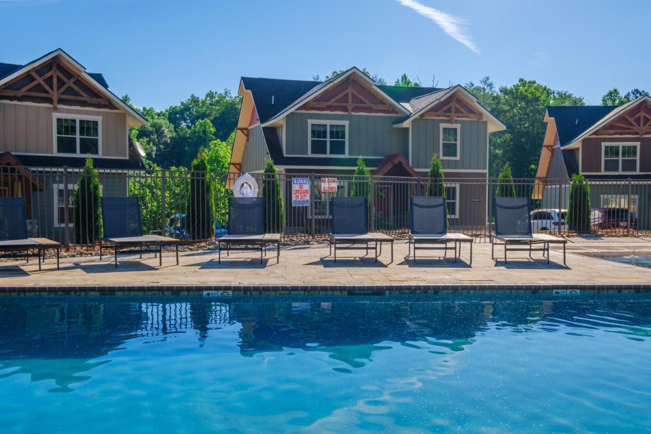 Three Times The Fun Chalet Villa Gatlinburg Exterior photo